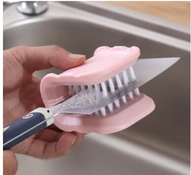 ErgoCleanse U-Shape Knife & Cutlery Precision Brush - Effortless Kitchen Clean-Up Companion